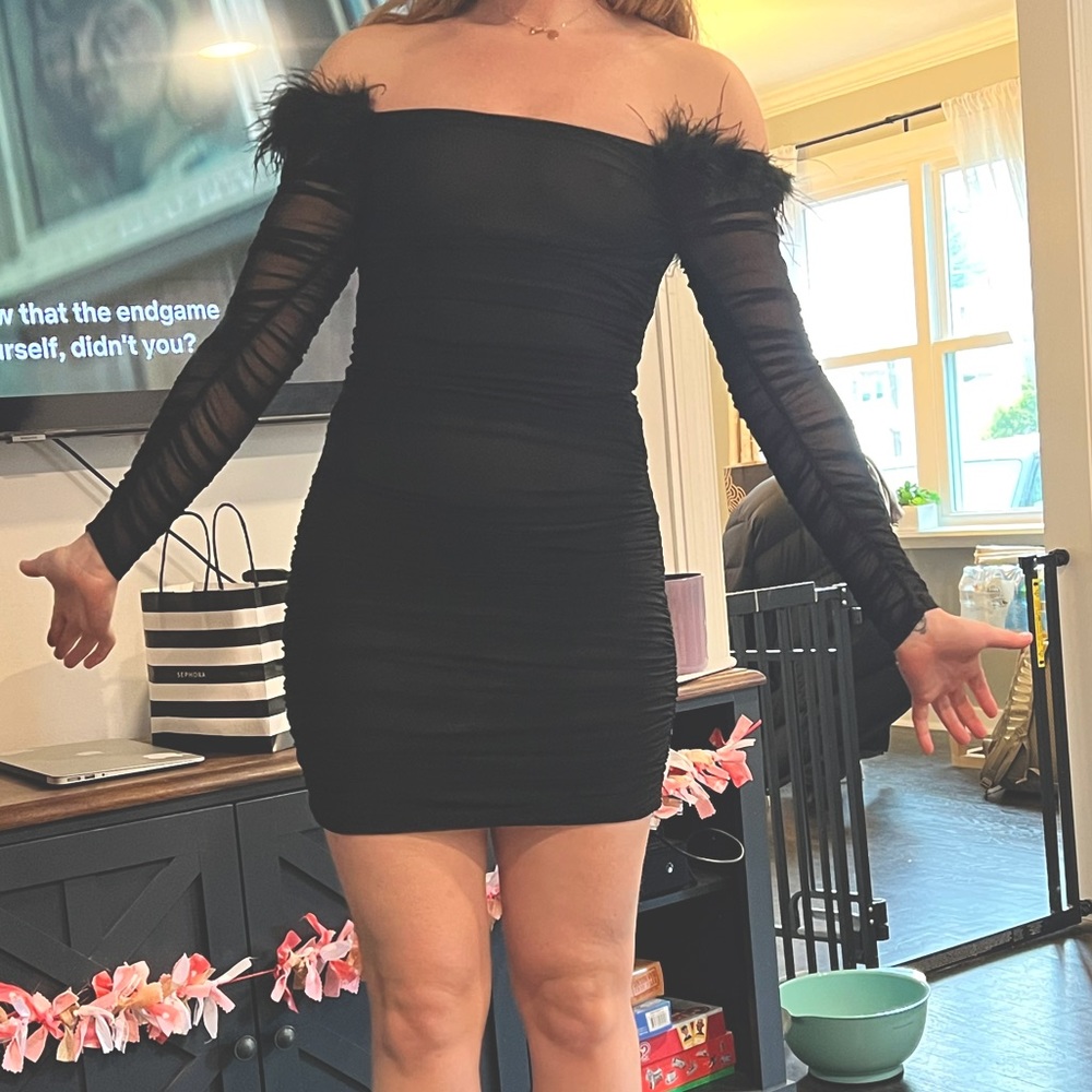 gorgeous fur lined shoulder ruched black boutique white fox dress